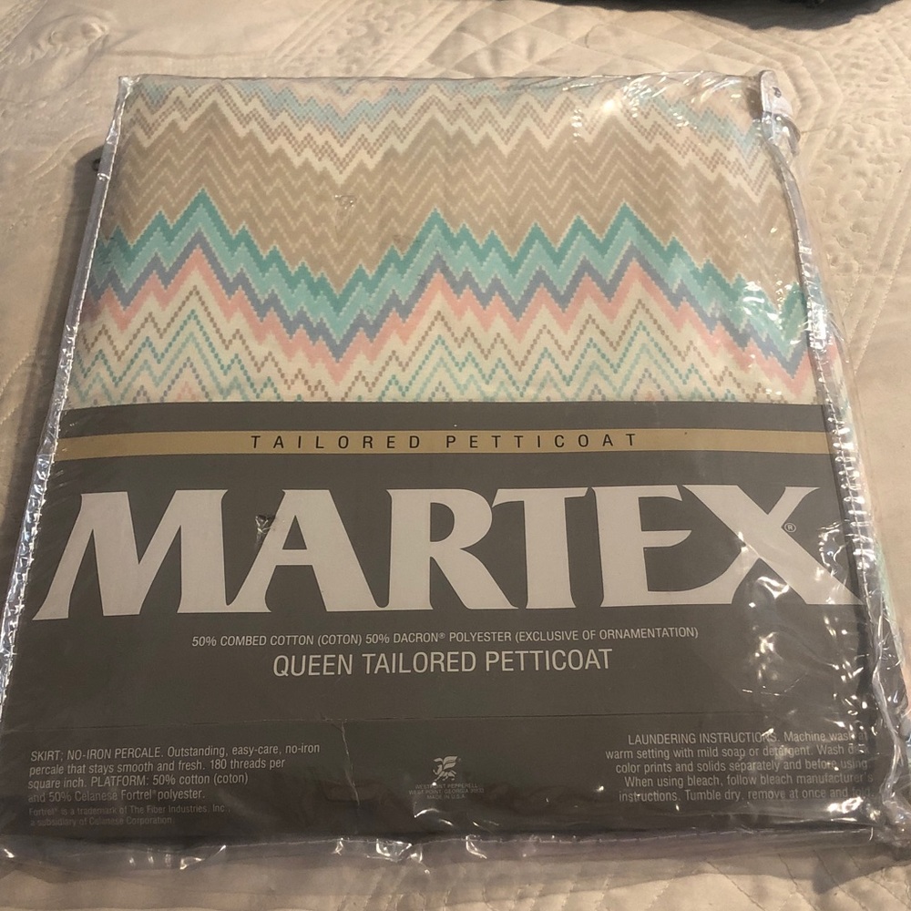 Martex Queen Tailored Petticoat in Pastel Chevron